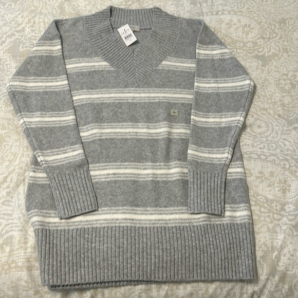 Loft V neck Grey striped sweater - Picture 1 of 2